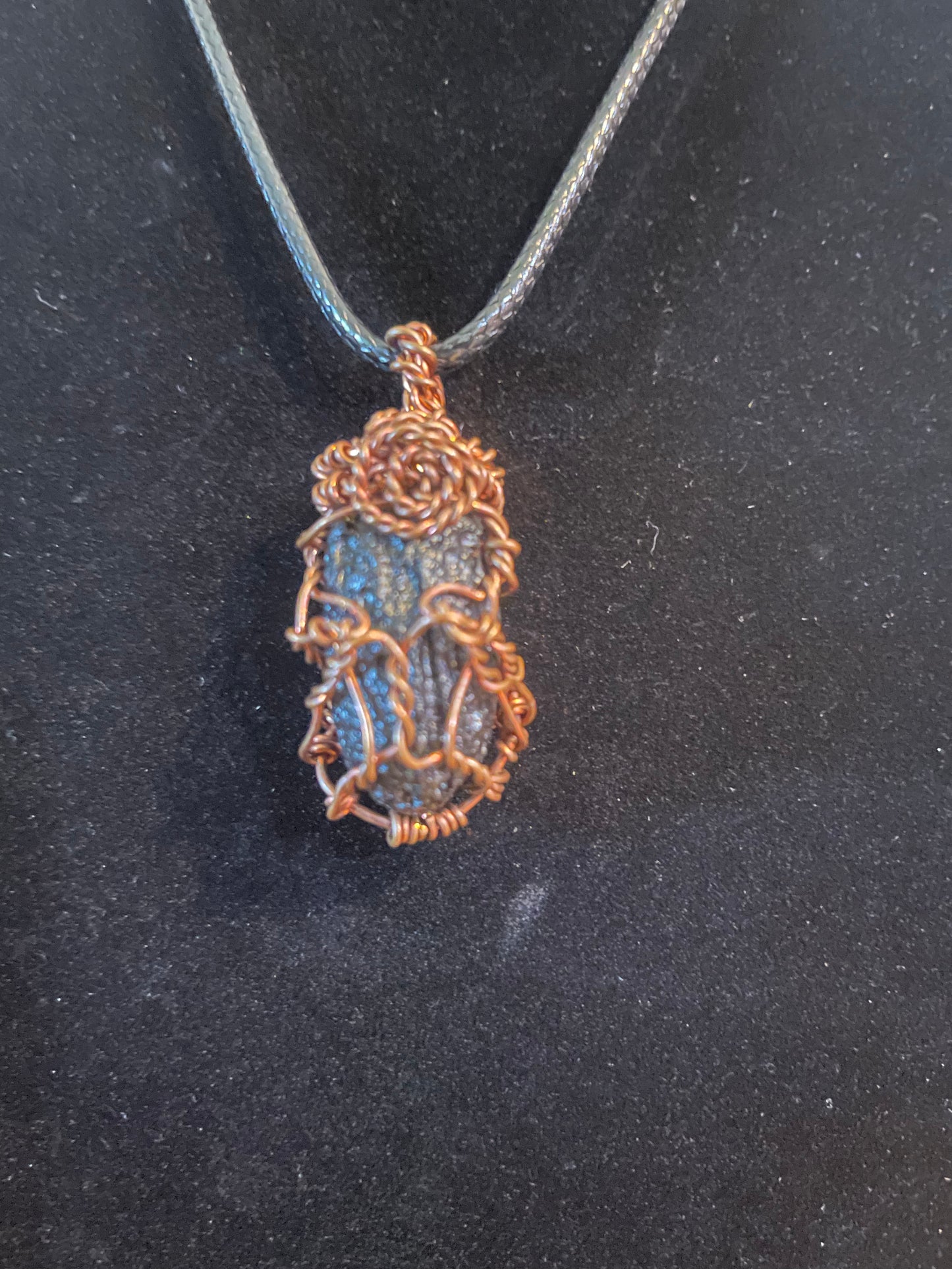 Tektite pendant (copper)