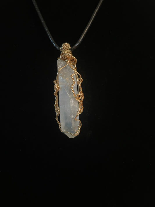 Aura quartz pendant (non tarnish gold)