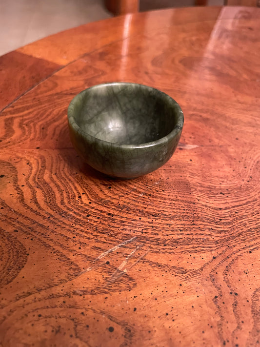 Jade bowl