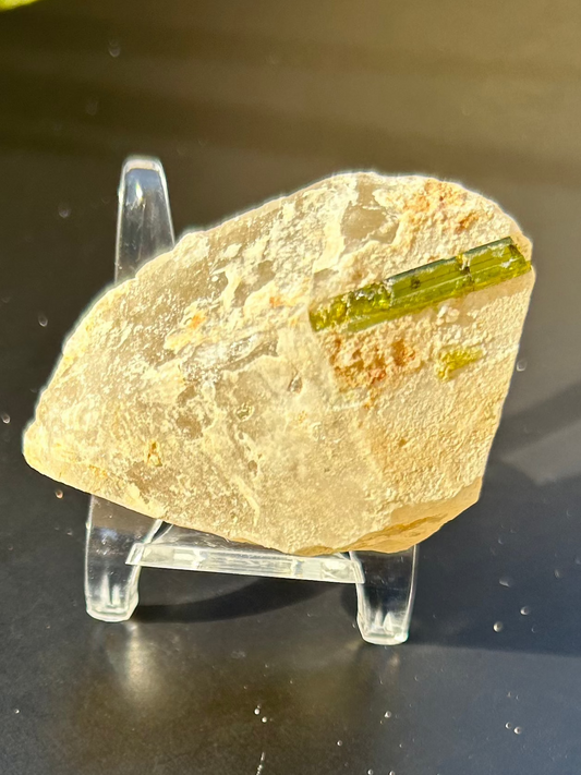 Green tourmaline in Quartz