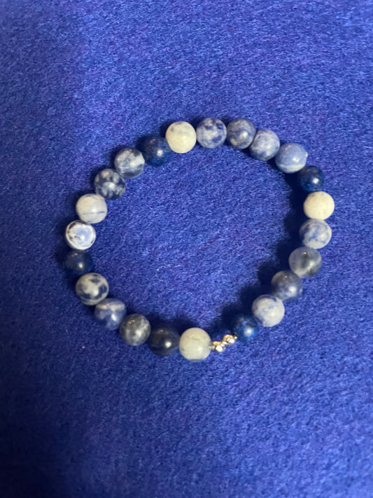 LAPIZ, HOWLITE, AND. SODALITE BRACELET 5.5"